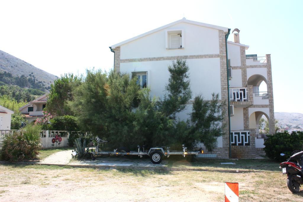 Apartments Tatjana Pag Exterior foto